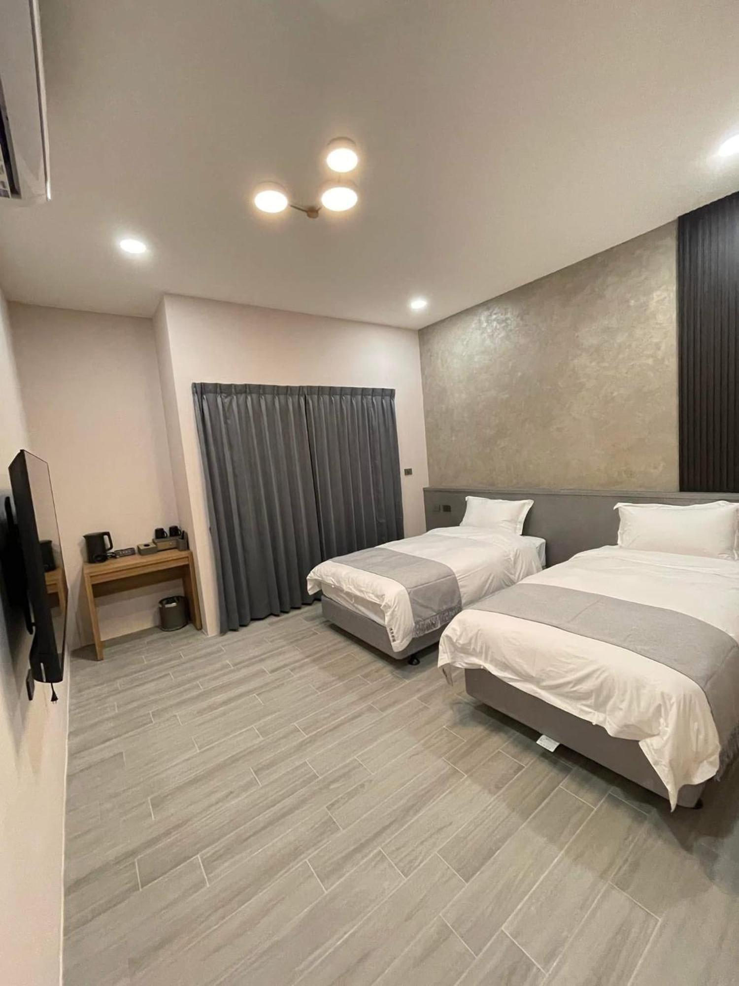 פולי Fall In Love Karuizawa Hostel מראה חיצוני תמונה