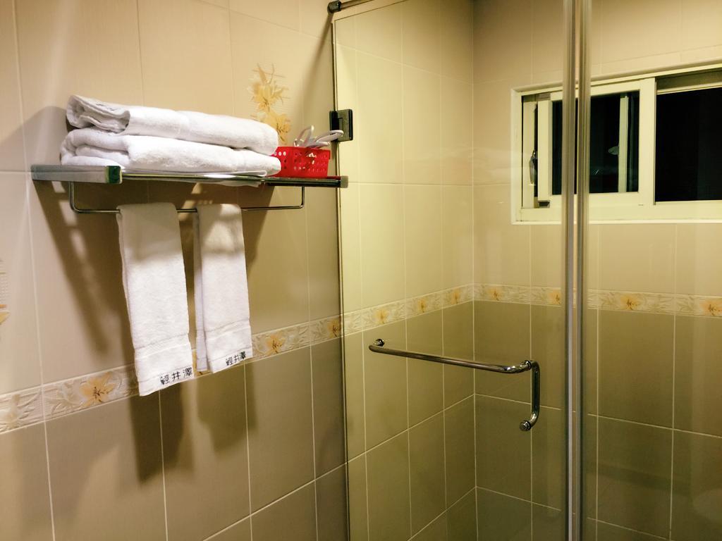 פולי Fall In Love Karuizawa Hostel מראה חיצוני תמונה