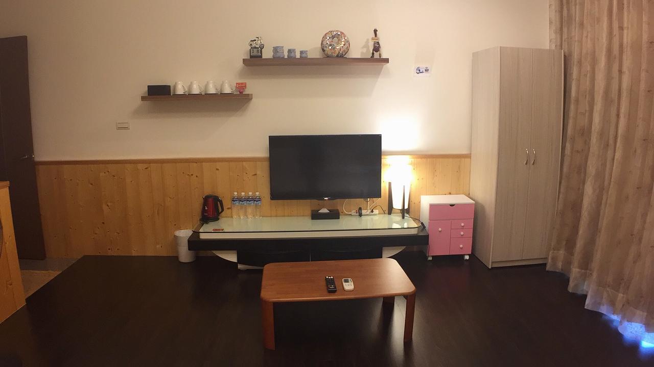 פולי Fall In Love Karuizawa Hostel מראה חיצוני תמונה